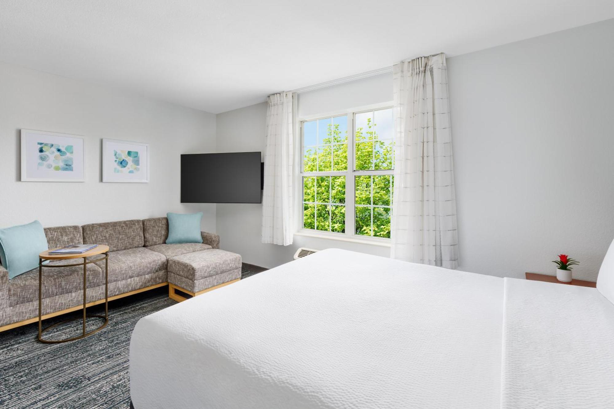 Towneplace Suites Philadelphia Horsham Exterior photo