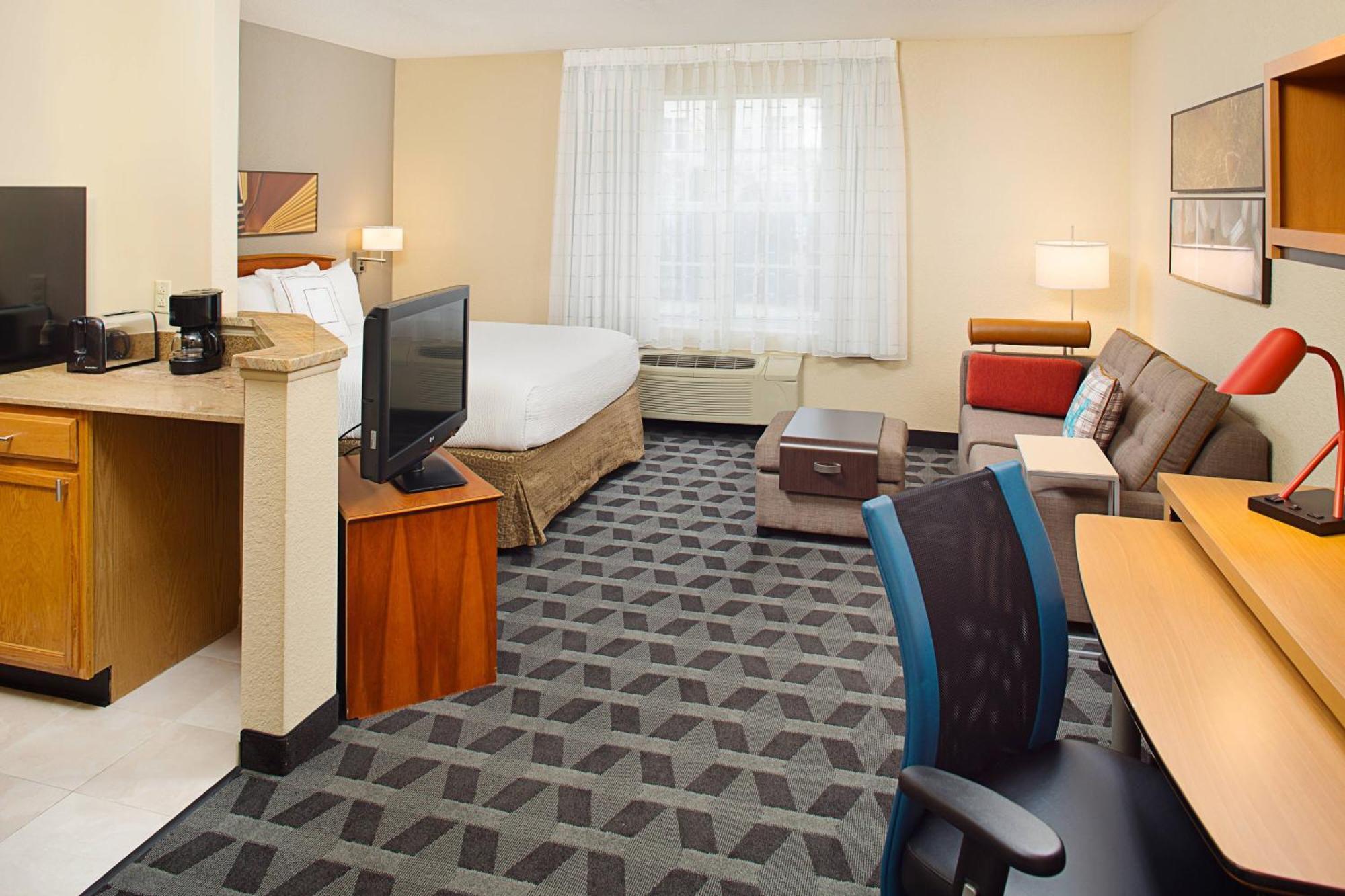Towneplace Suites Philadelphia Horsham Exterior photo